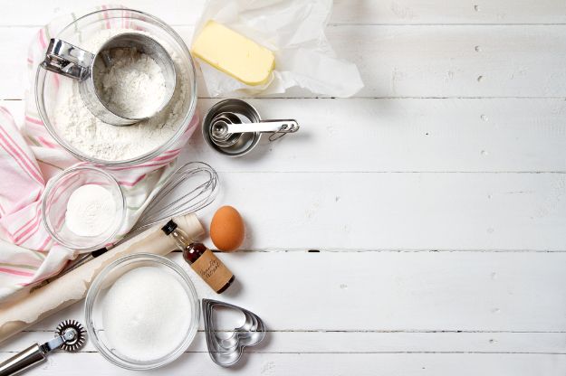 Check out 7 Helpful Tips To Keep In Mind In The World Of Baking at https://cookinglessons.com/helpful-baking-tips/