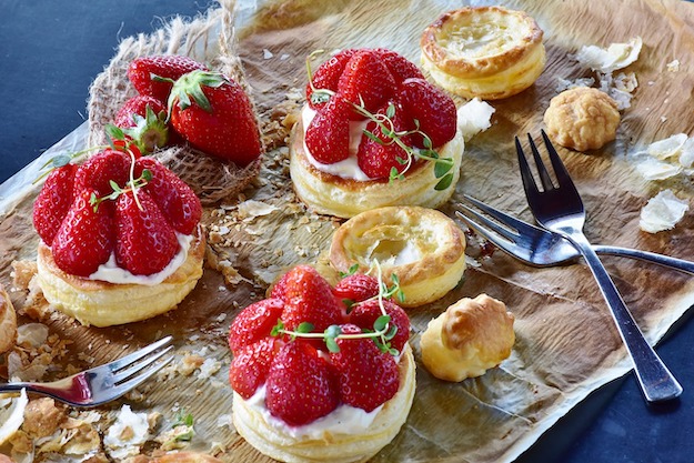 Check out 21 Delectable Puff Pastry Recipes That Will Make Every Meal A Feast at https://cookinglessons.com/easy-puff-pastry-recipes/